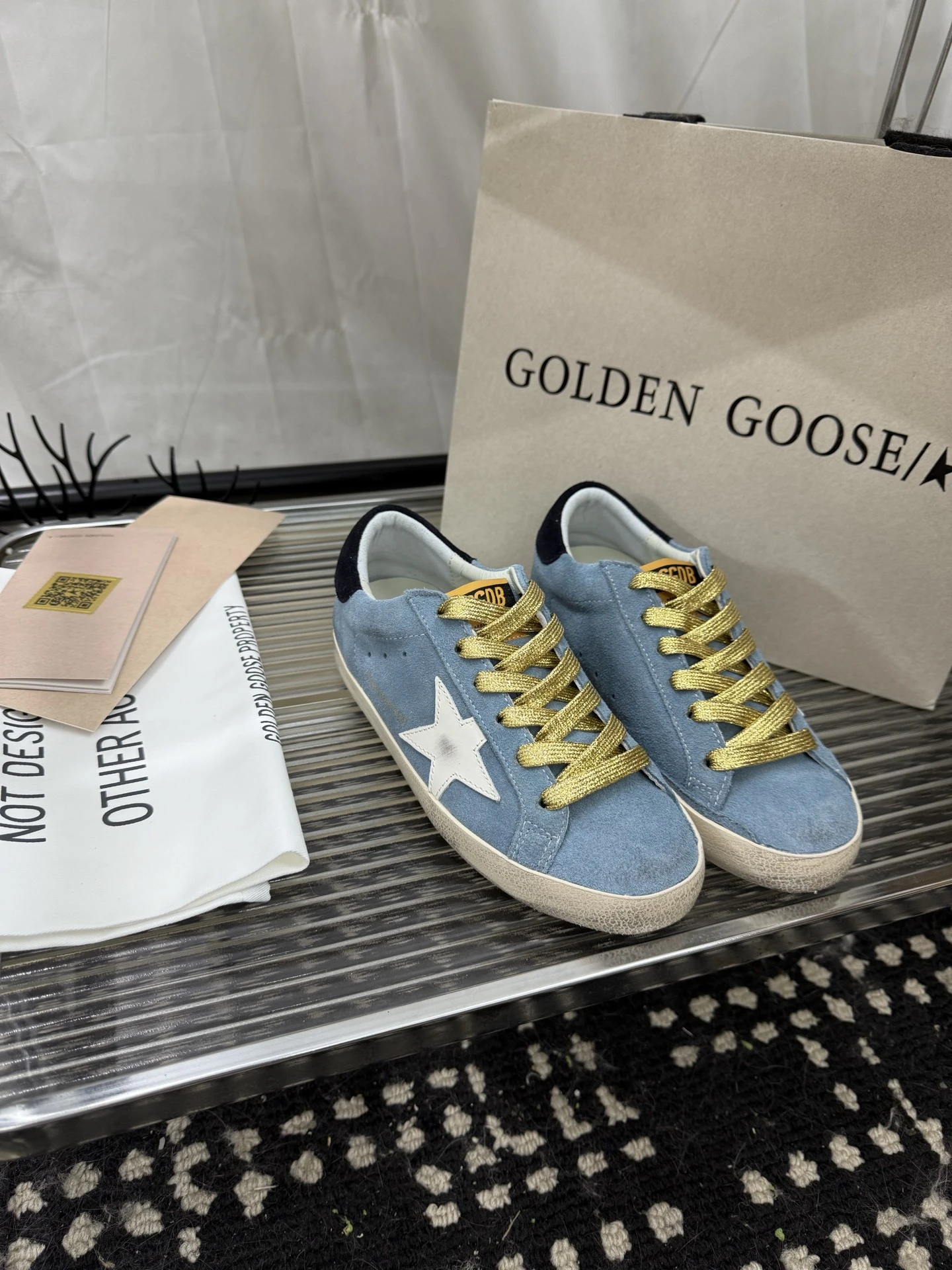 Golden Goose Sneakers — b51c9212