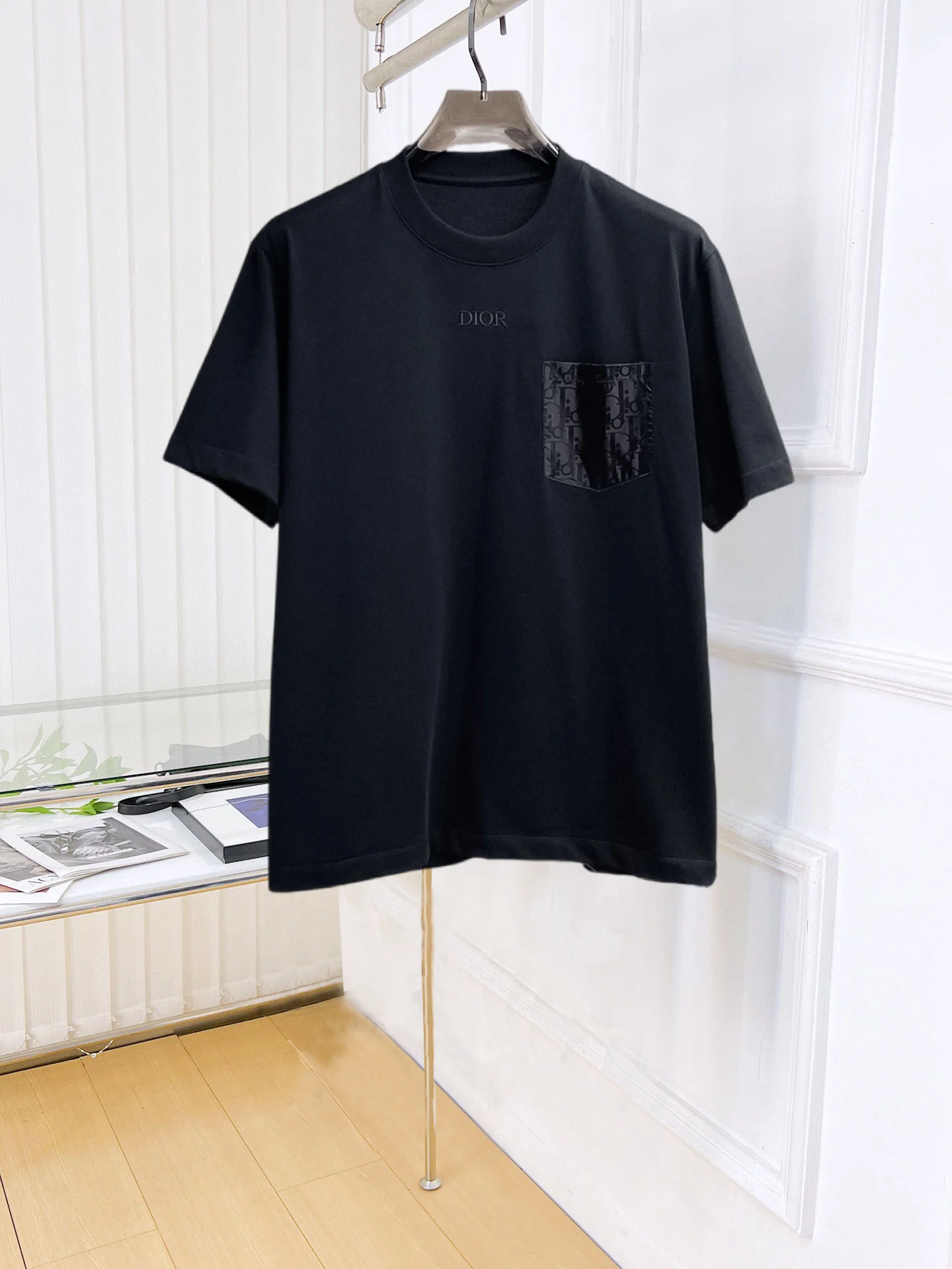 Dior T-Shirt — a71a0021