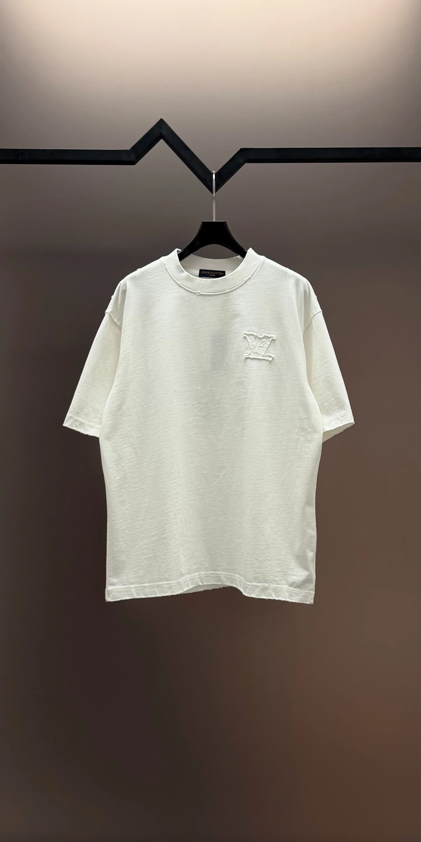 Louis Vuitton T-Shirt — 6a6c4b86
