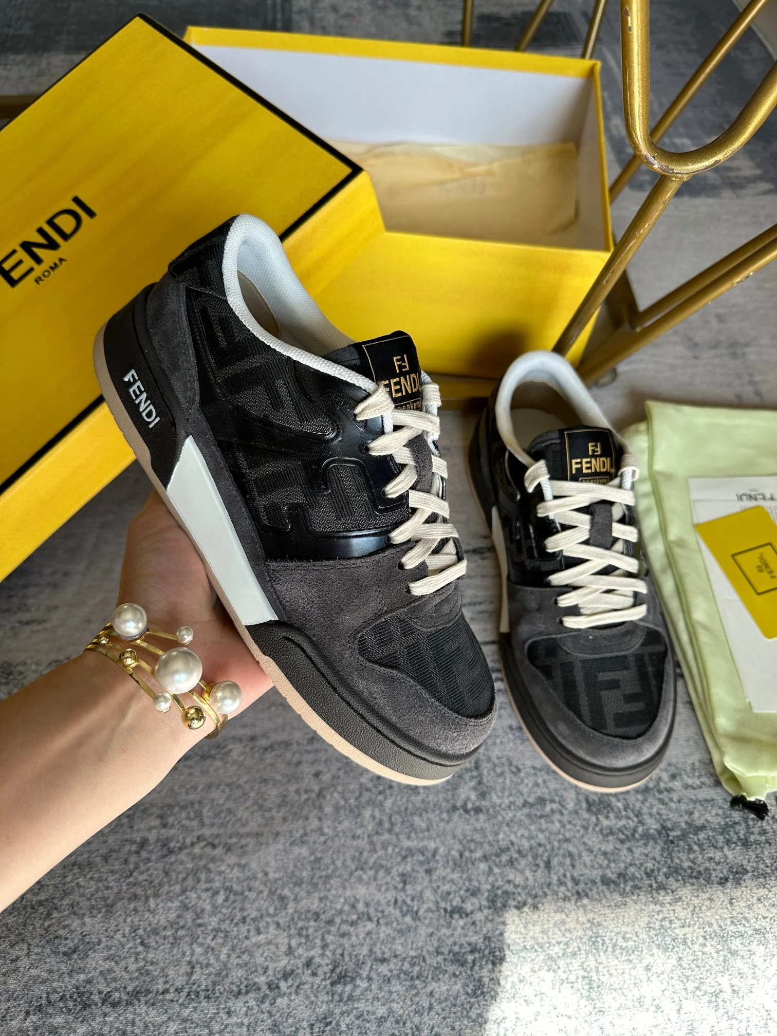 Fendi Sneakers — 594910e7