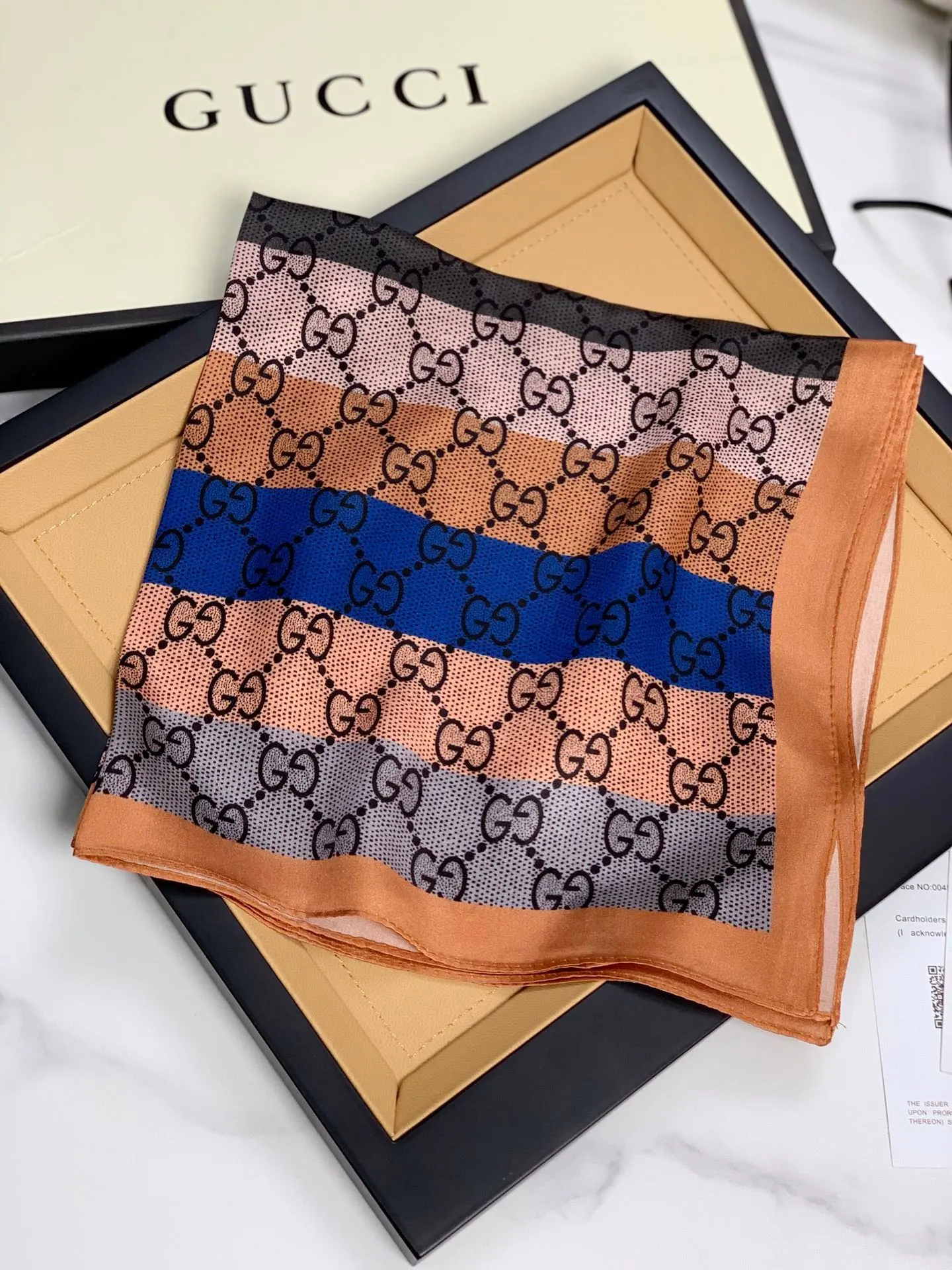 Scarves — 8ca466ad