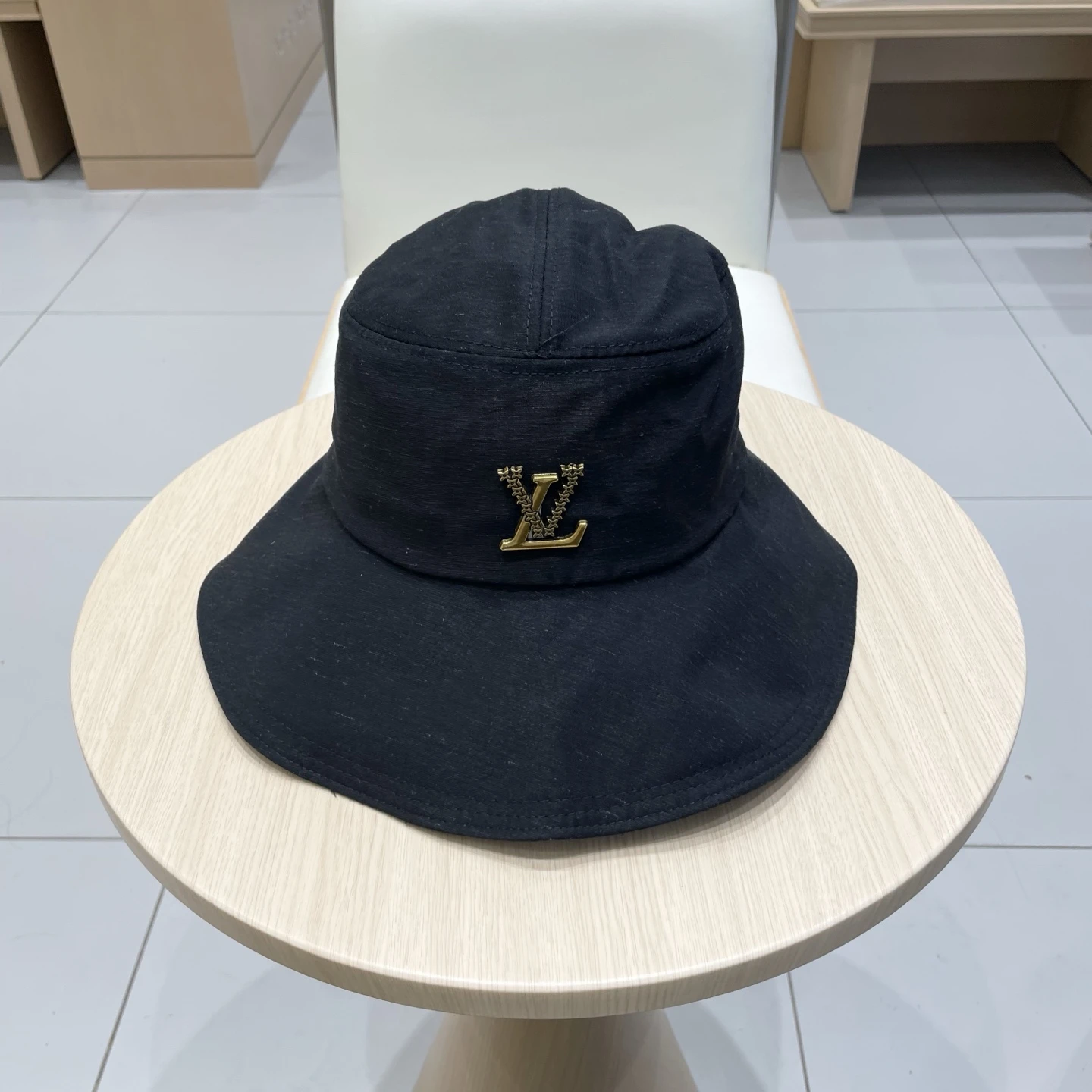 Louis Vuitton Hats — ae9c6592