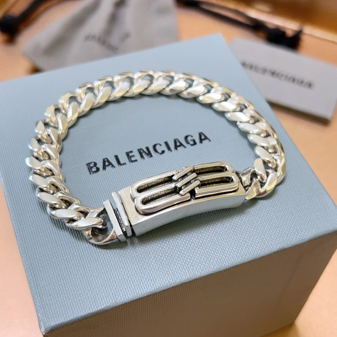 Balenciaga Jewellery — 5f52a3cc