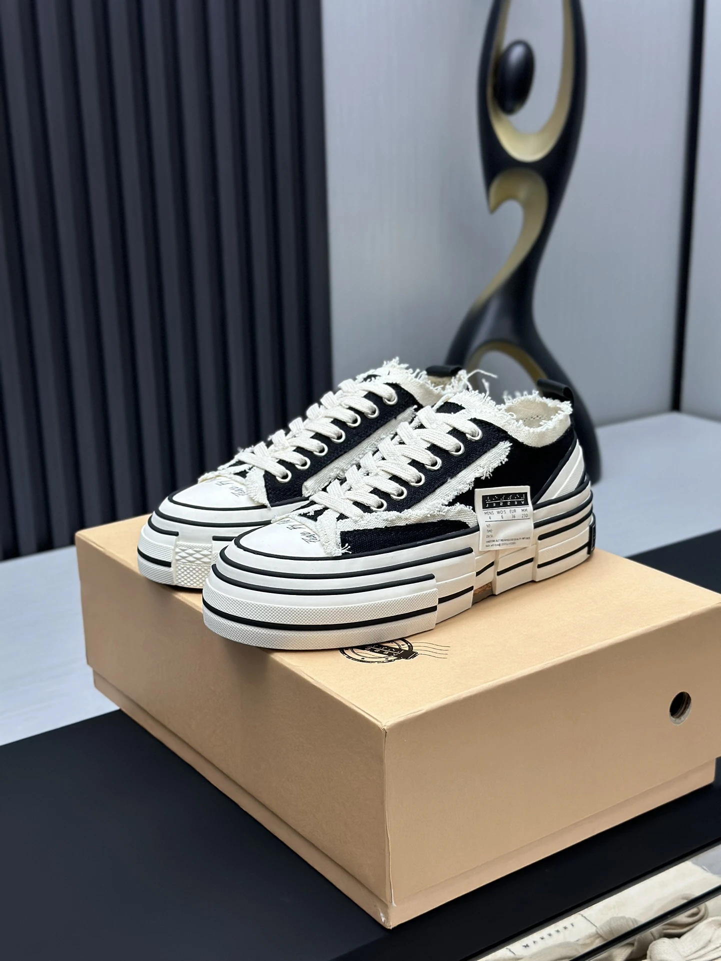 XVESSEL Sneakers — f13ff0fe