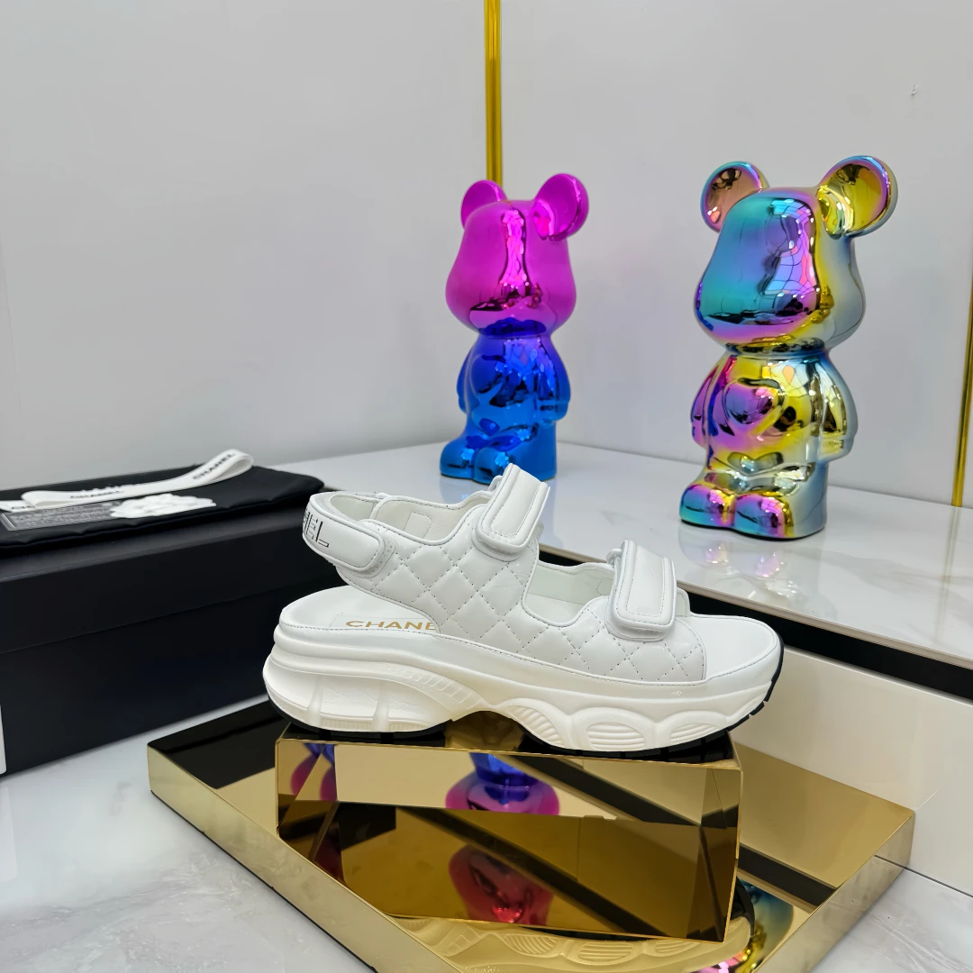 Chanel Slippers — bf3b8d44