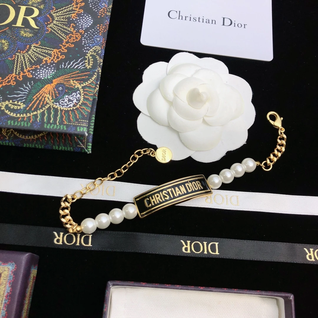 Dior Jewellery — f8232b93