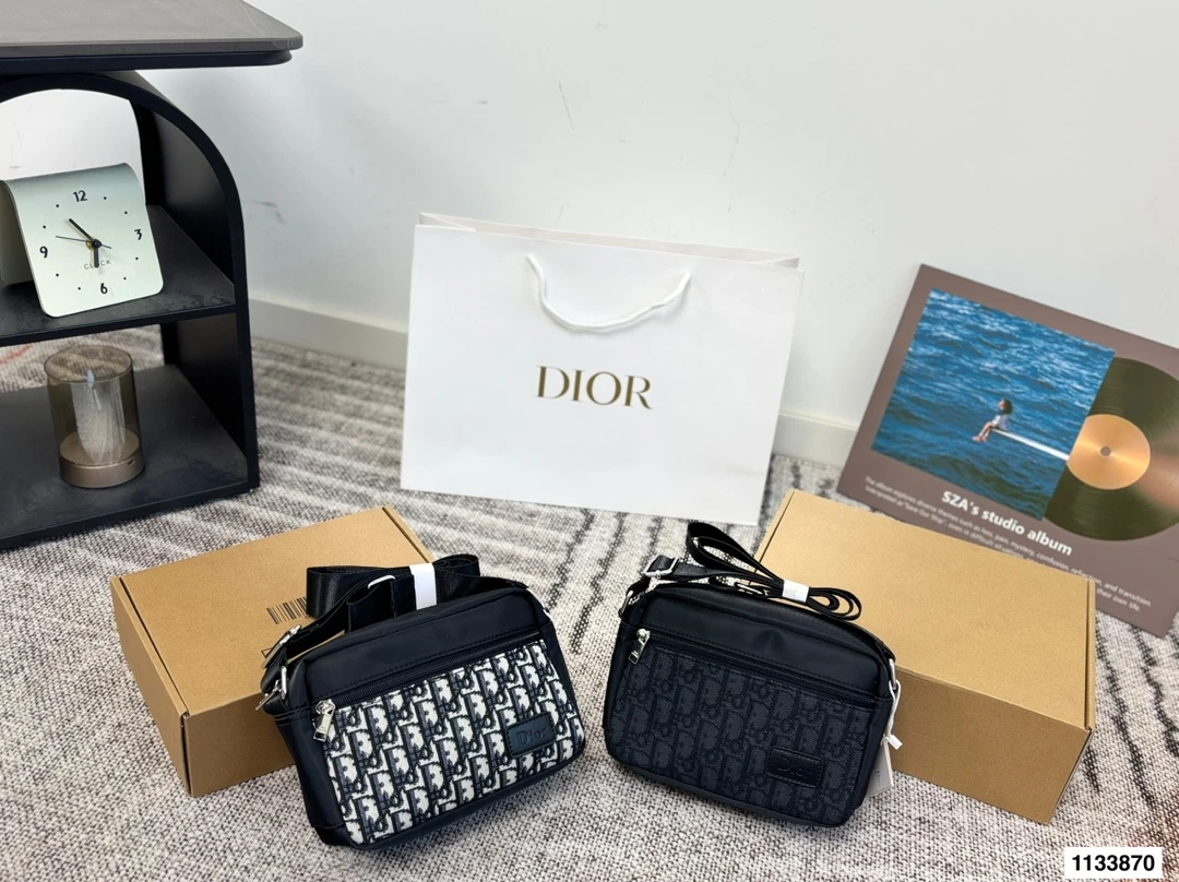 Crossbody Bags — a92ba01e