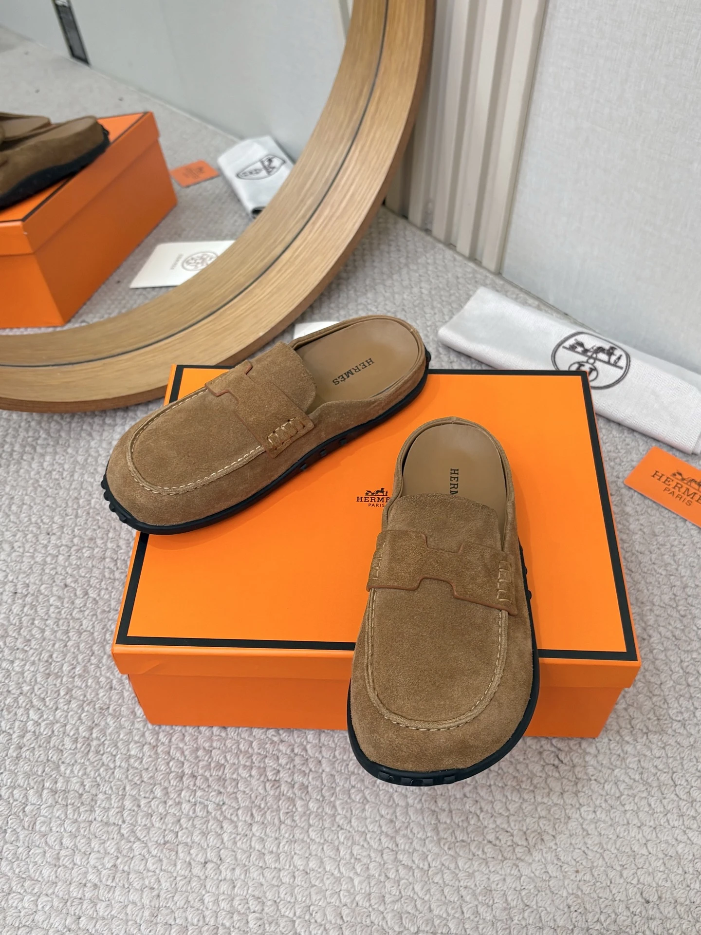 Hermès Slippers — 3e2fd2b2