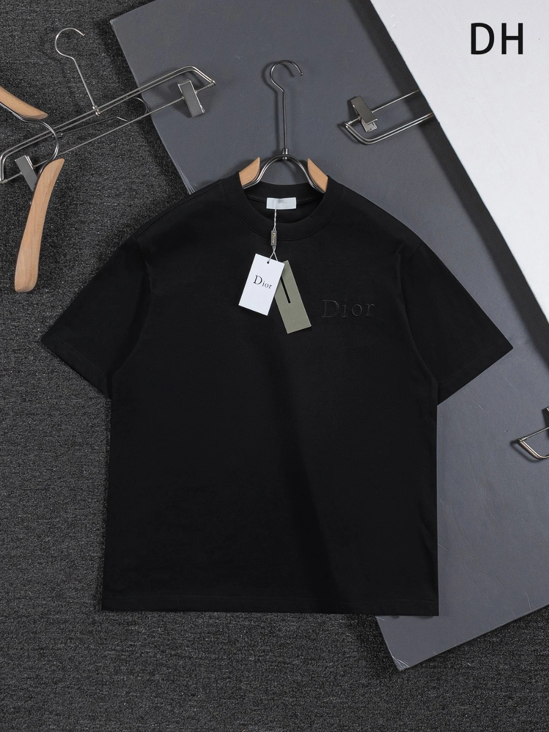 Dior T-Shirt — 27c8c98e