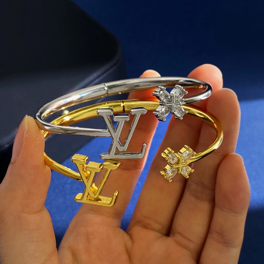 Louis Vuitton Bangles — 1e6a2954