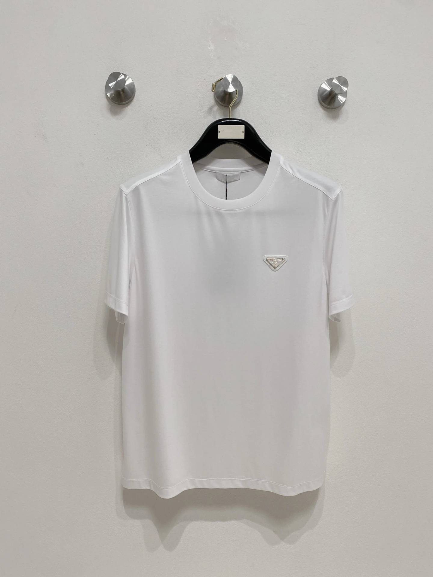 Prada T-Shirt — 2beaacd7