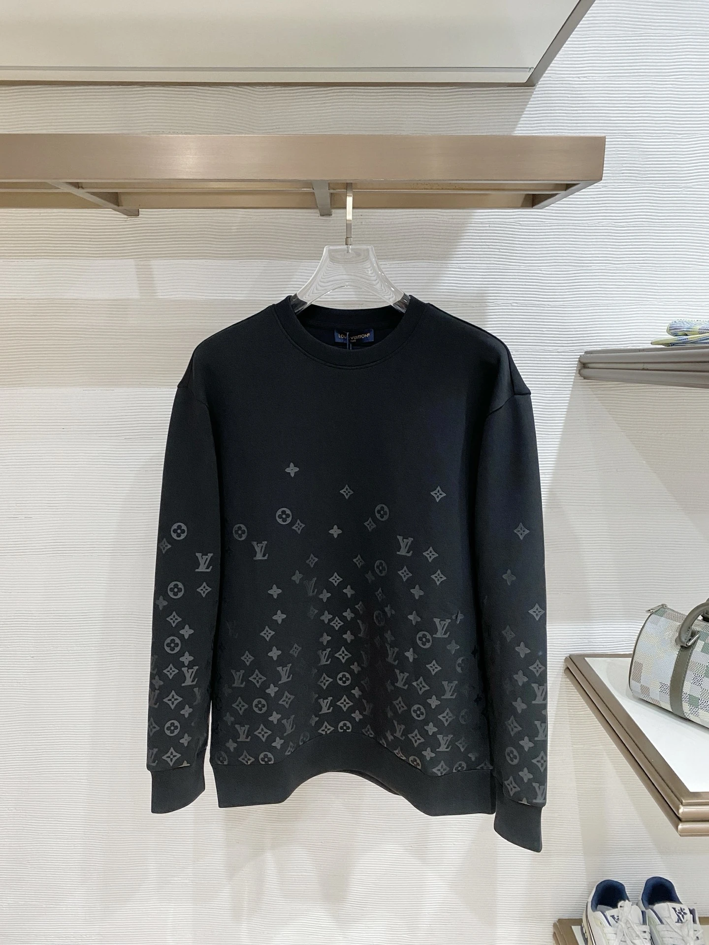 Louis Vuitton Sweatshirts — 4b2e8b46