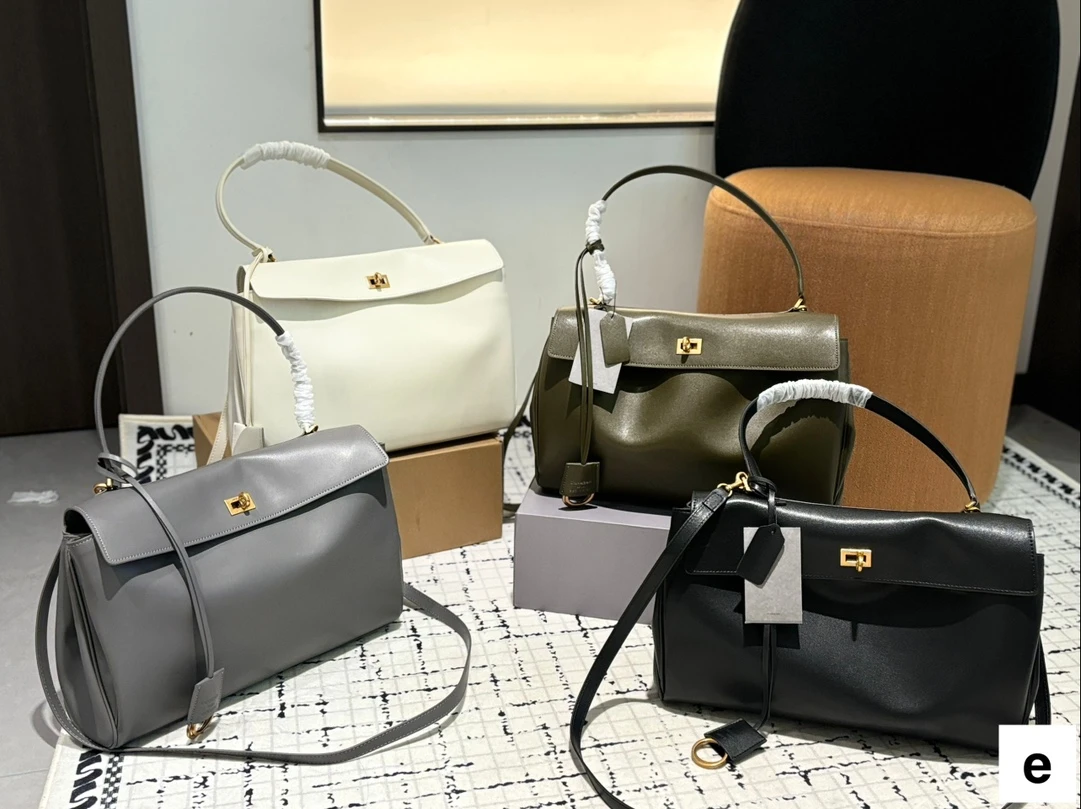 Balenciaga Bag — f1cc18b3