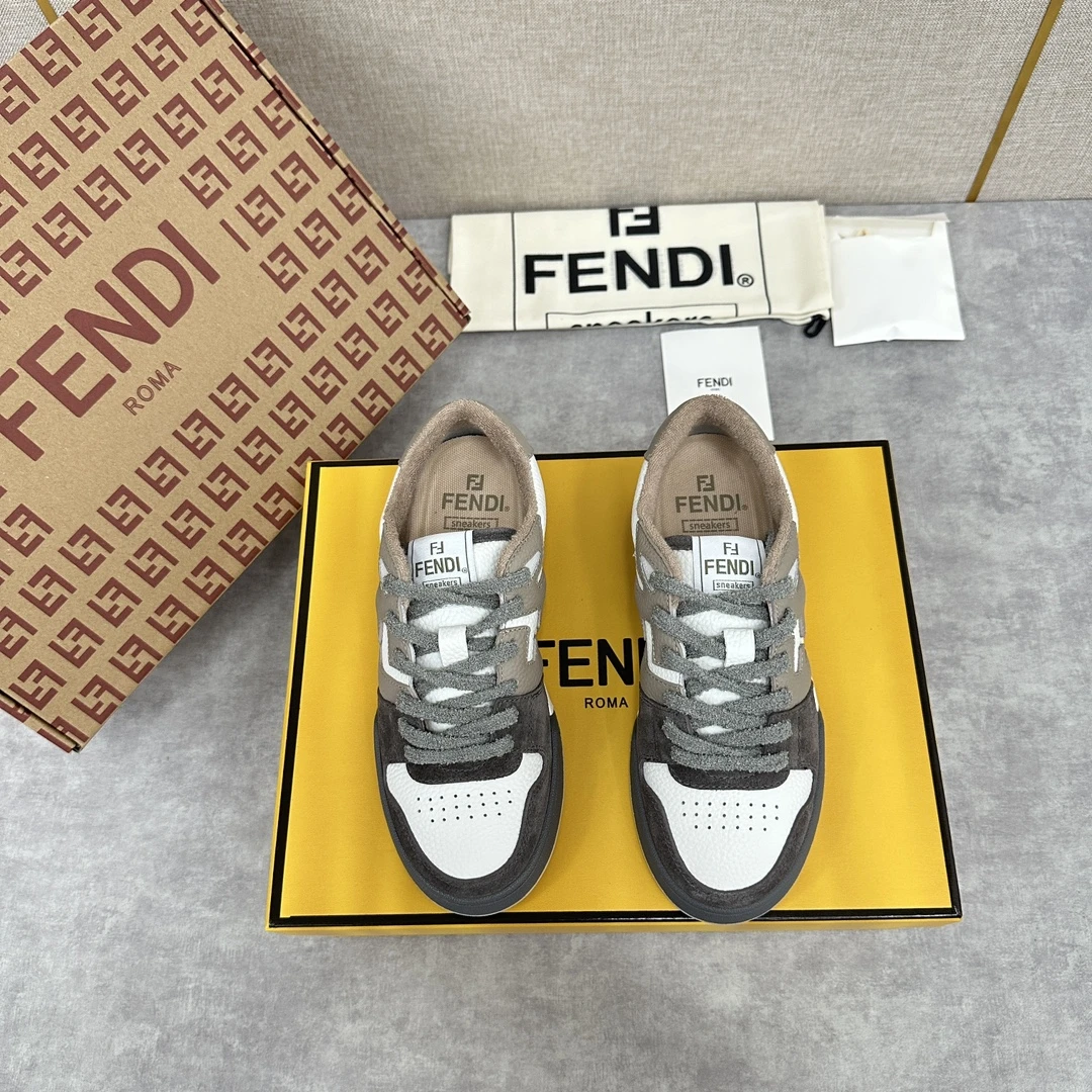 Fendi Sneakers — 3f4f9761