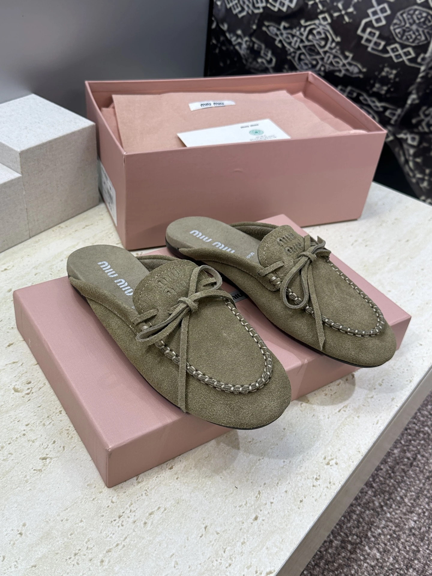 Miu Miu Slippers — 9a247d9d