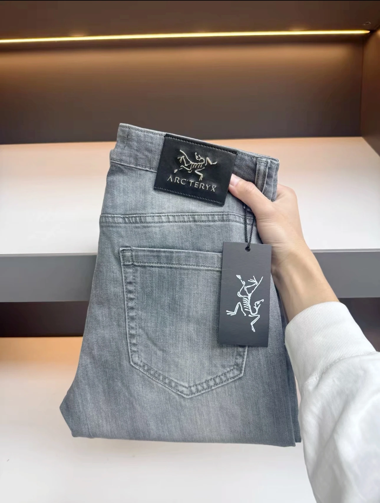 Jeans — 21b9f424