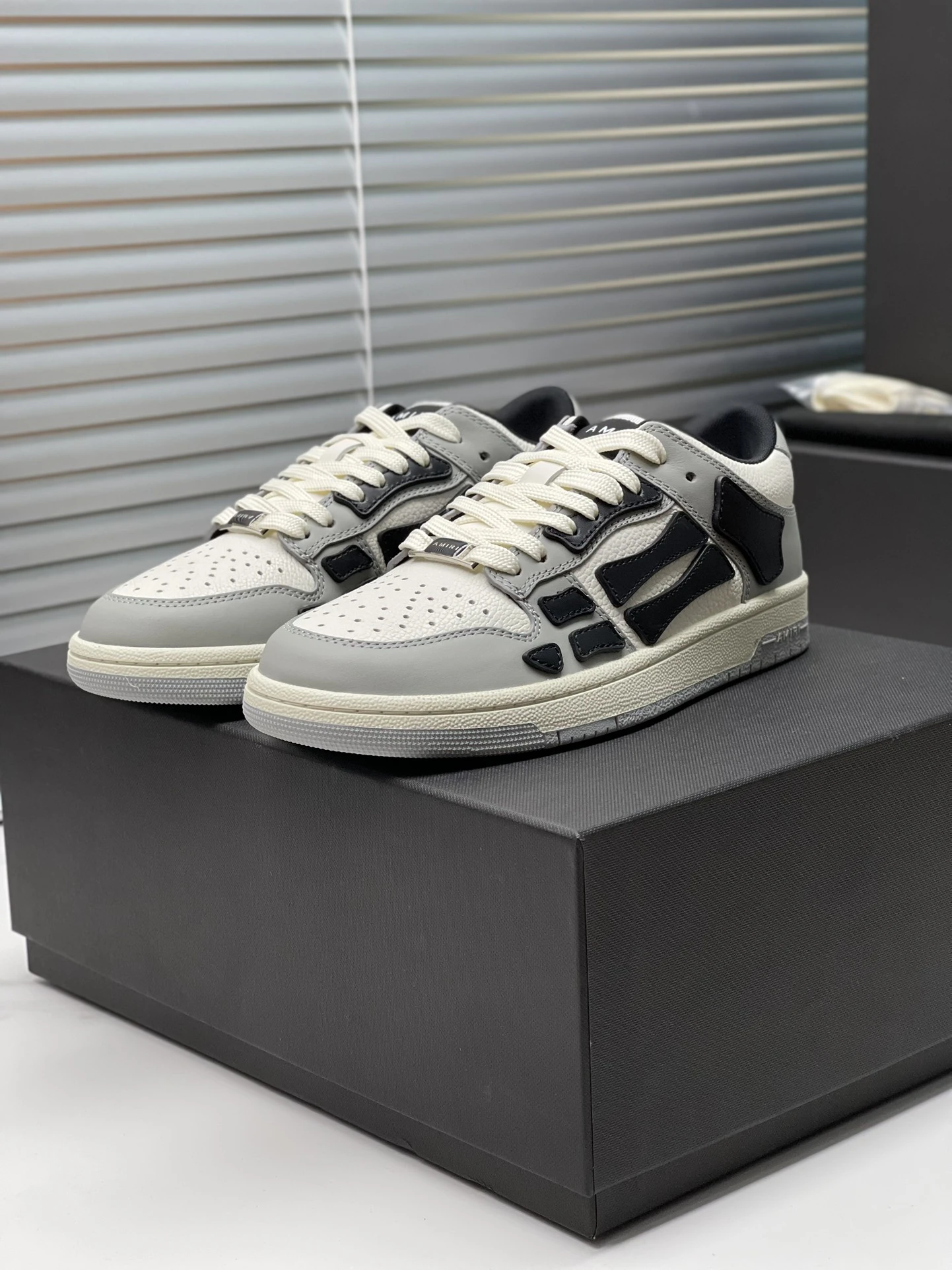 Amiri Sneakers — 12aca5d8