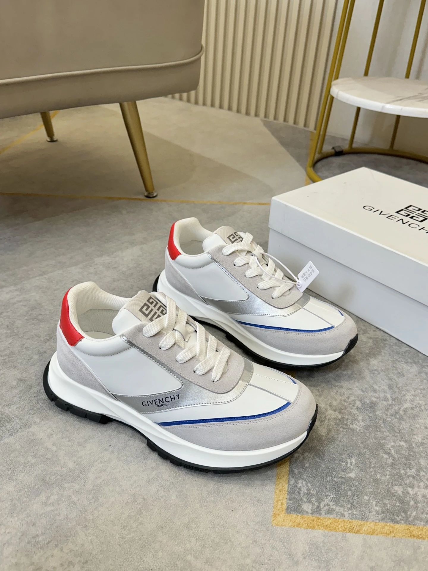 Givenchy Sneakers — 2745a2a8