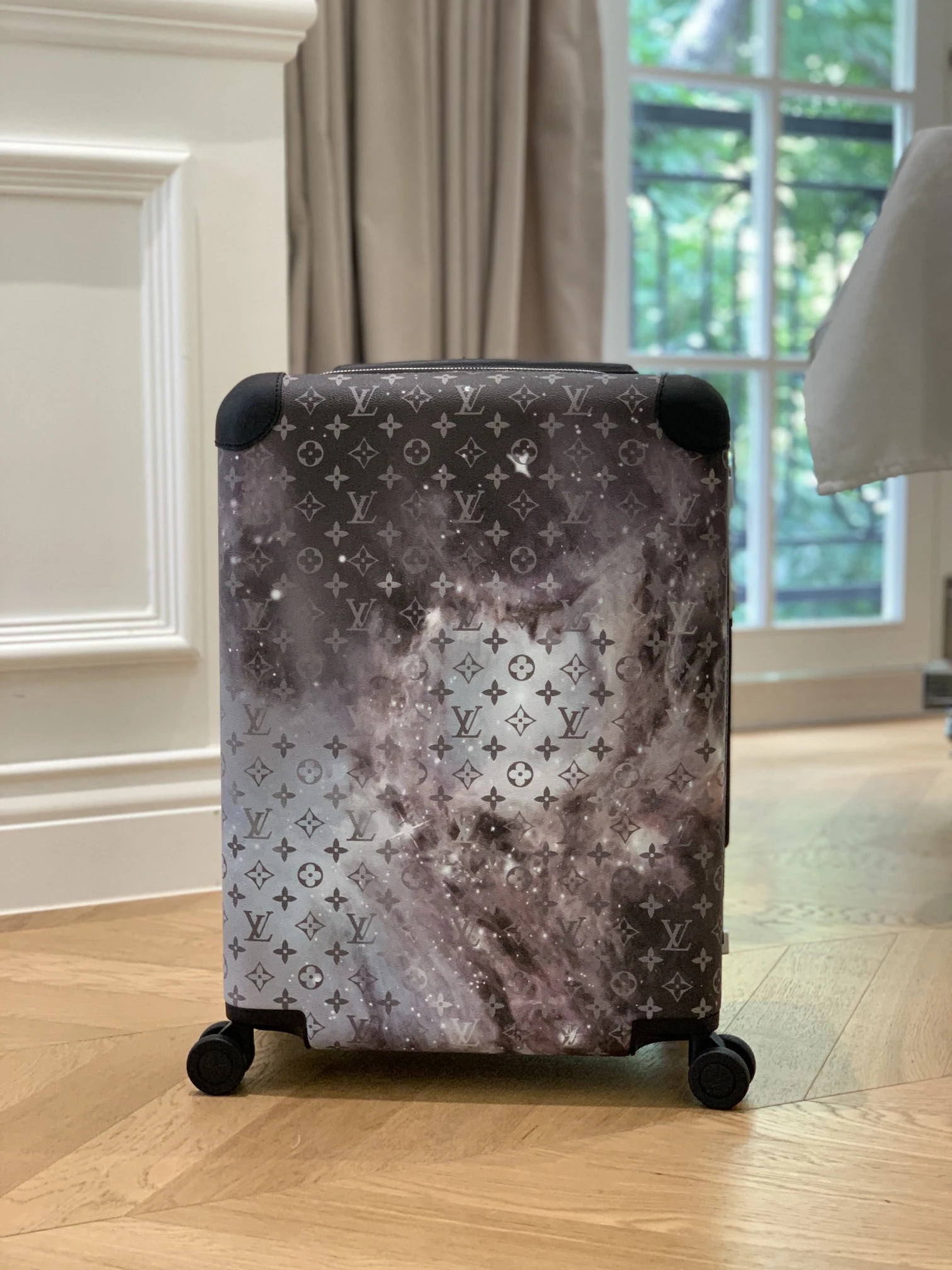 Luggage — 4e745b6b