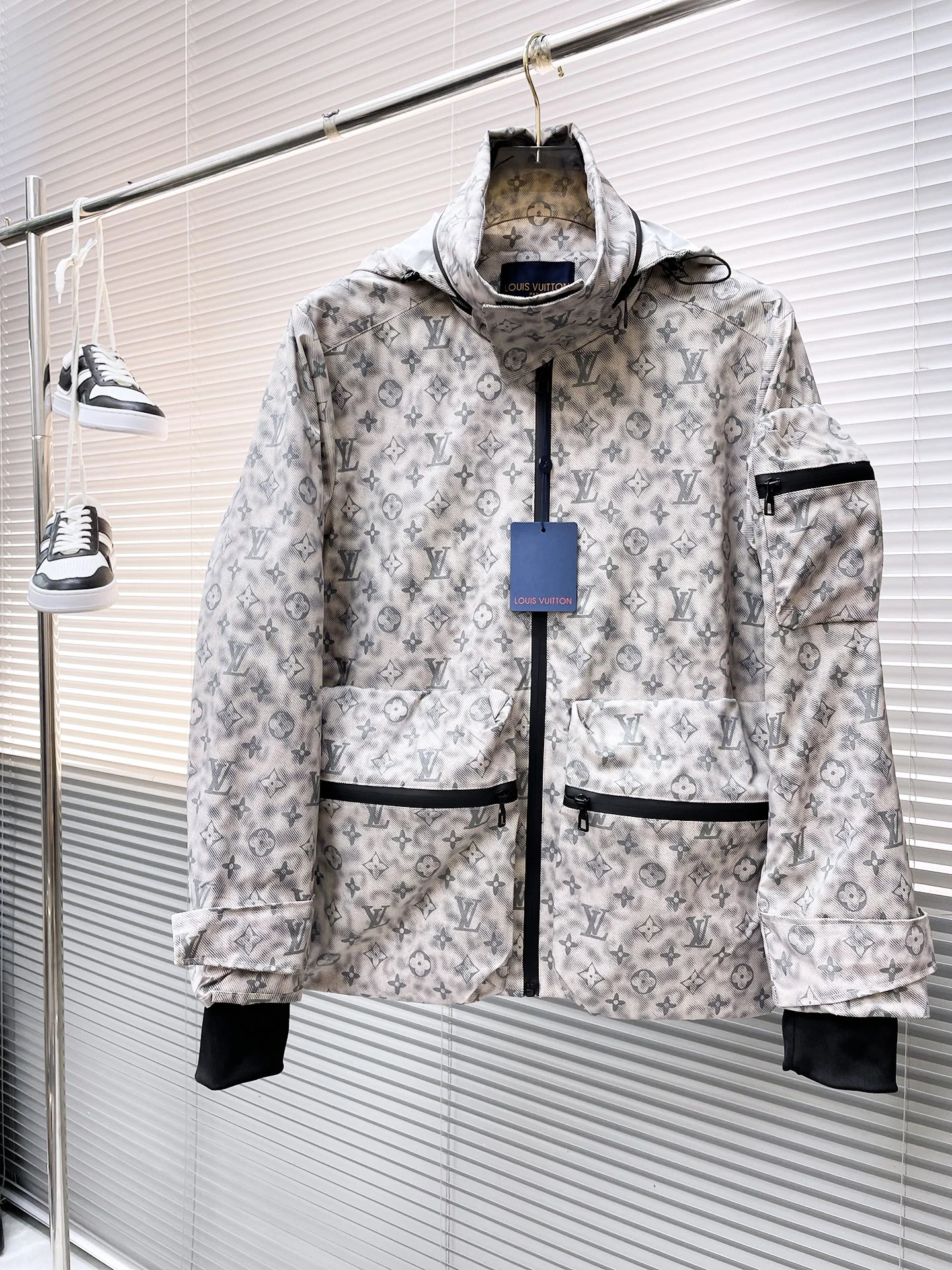Louis Vuitton Jackets — 757fc99e