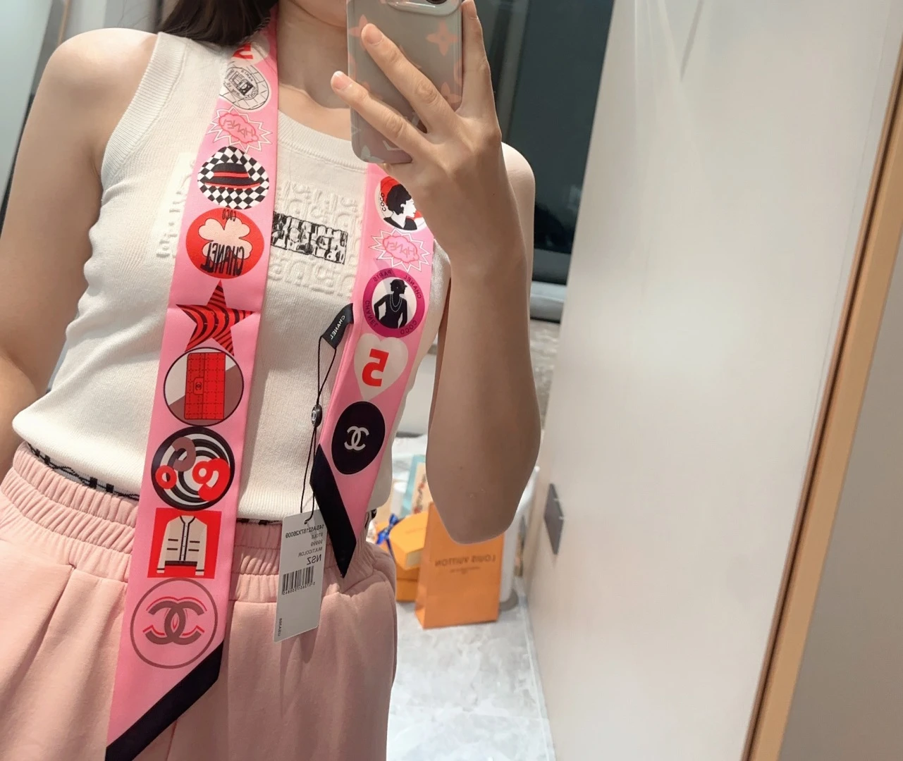 Chanel Scarves — b5b7bfcc