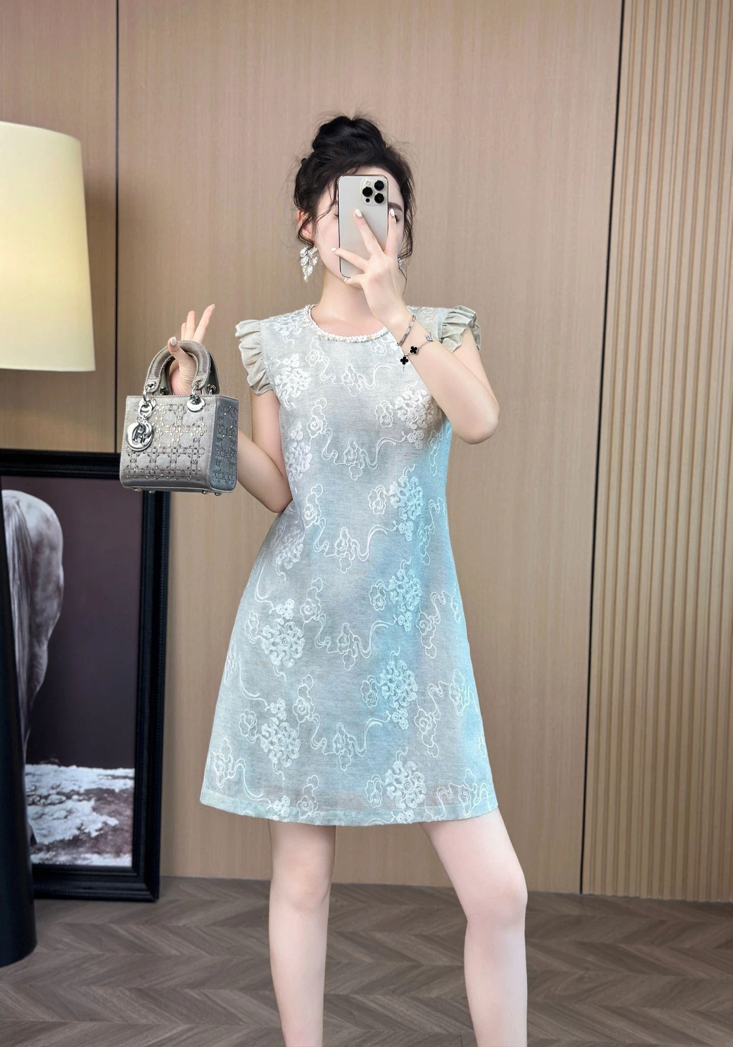 Dresses — b9ed8bc8