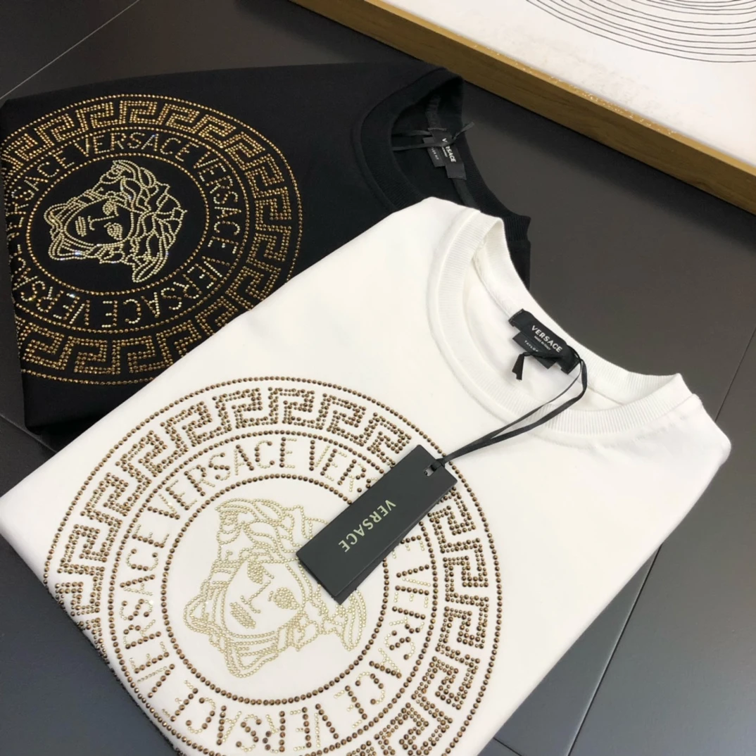 Versace Sweatshirts — 9807a091