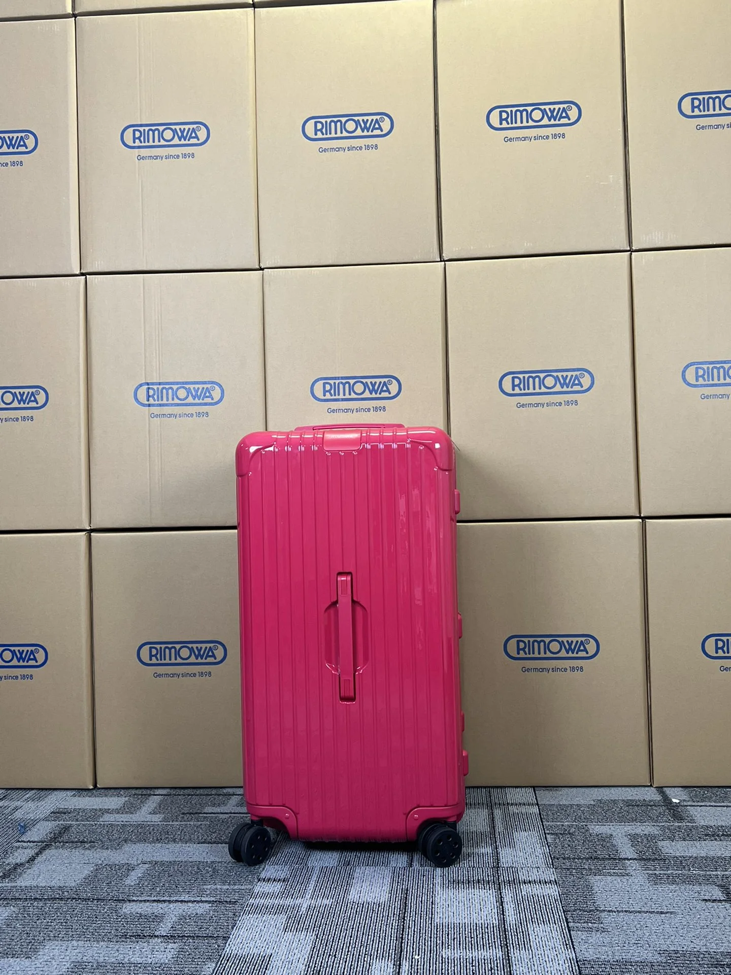 Luggage — b598d604