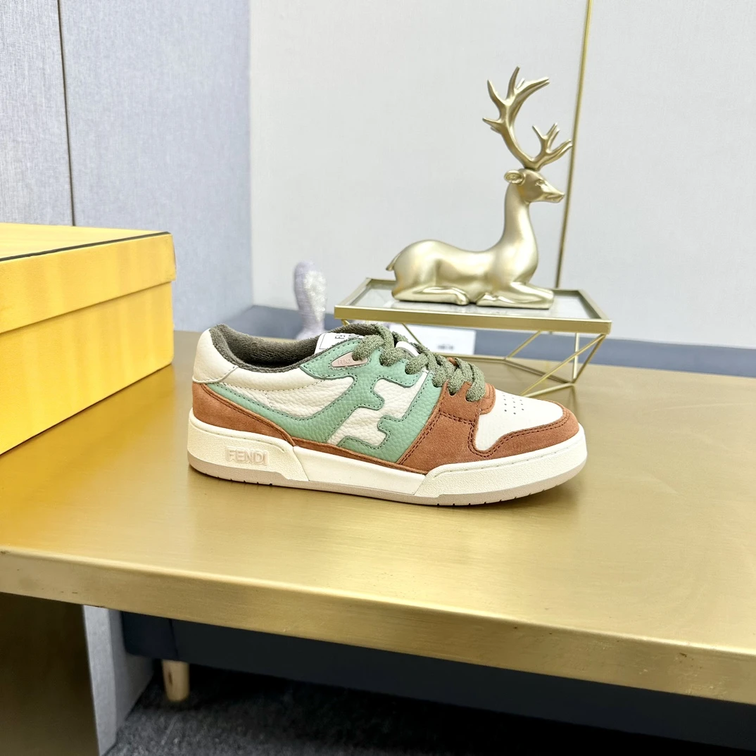 Fendi Sneakers — 26ca8ed1
