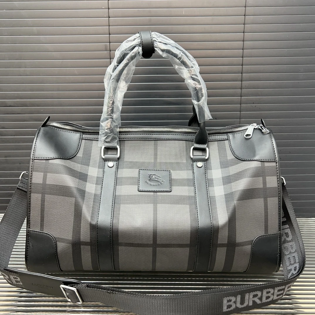 Burberry Bag — 655d59d4