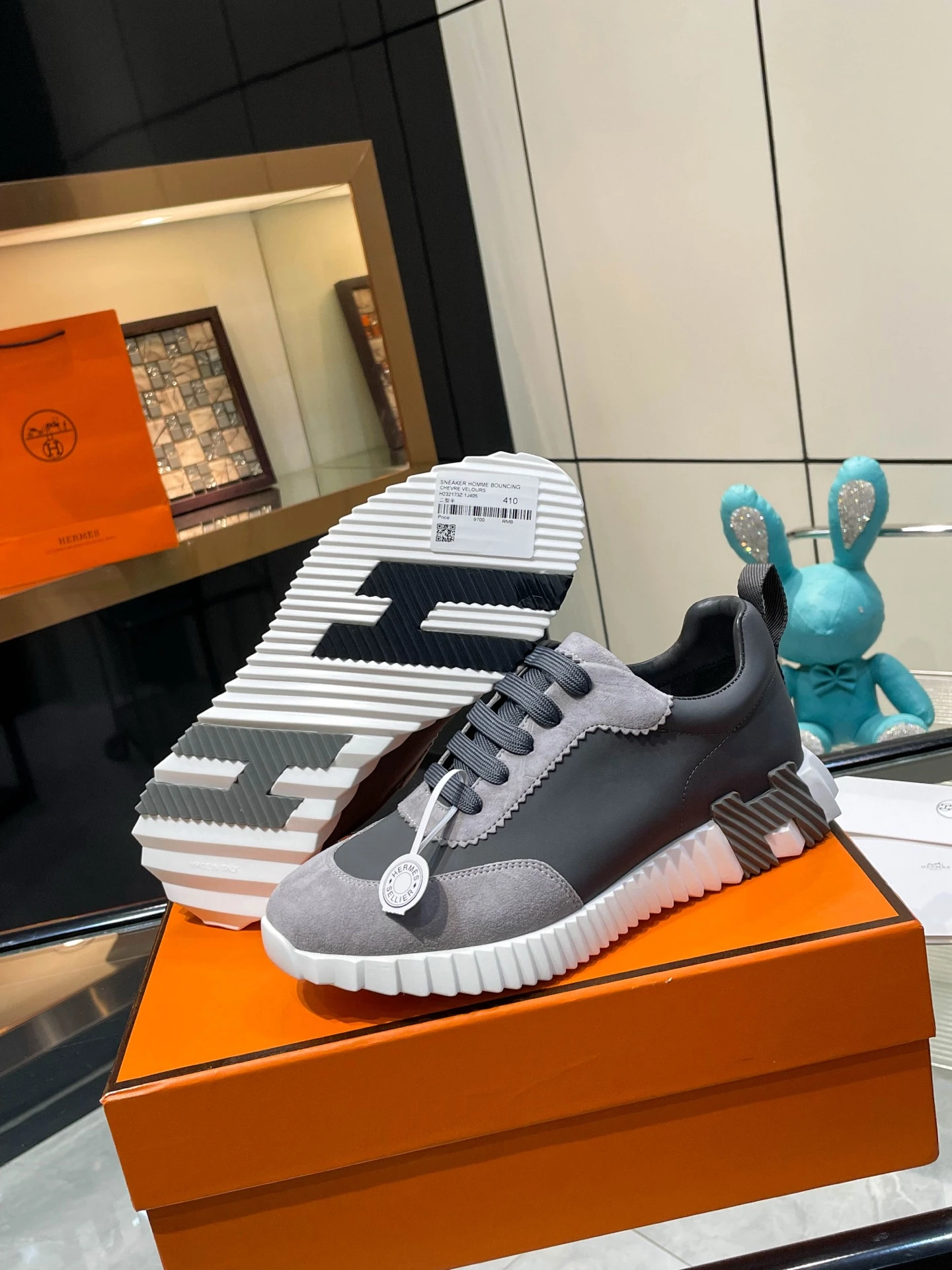 Hermès Sneakers — c6cb7d53