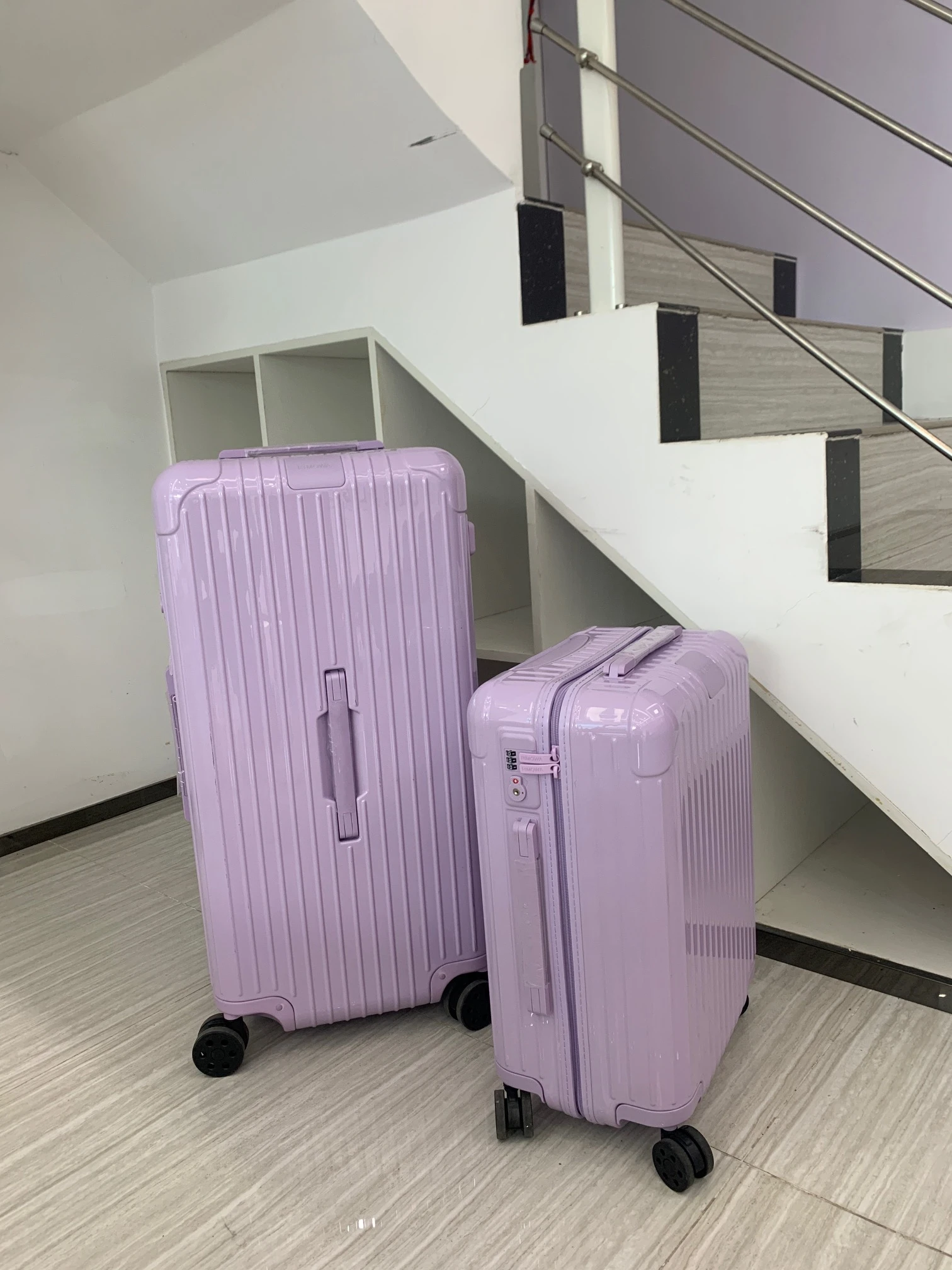 Luggage — 68e0bc07