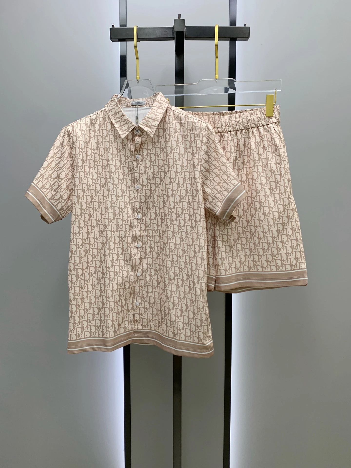 Dior T-Shirt — 7cfa6980