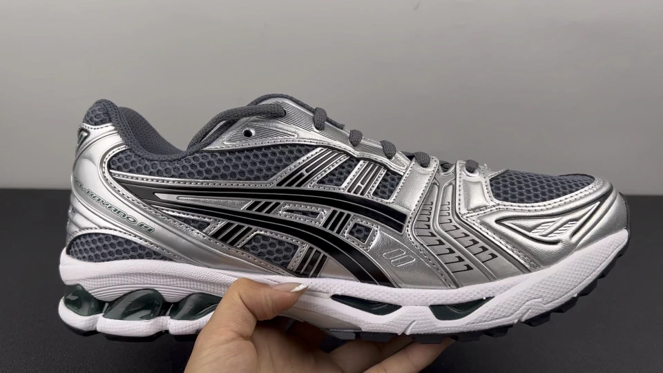 Asics Shoes — 27d05d6d
