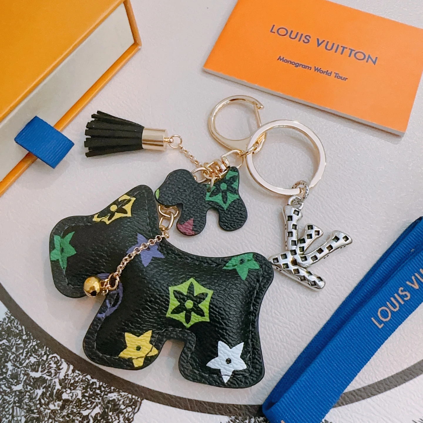 Louis Vuitton Keyrings & Bag Charms — c5d3c978