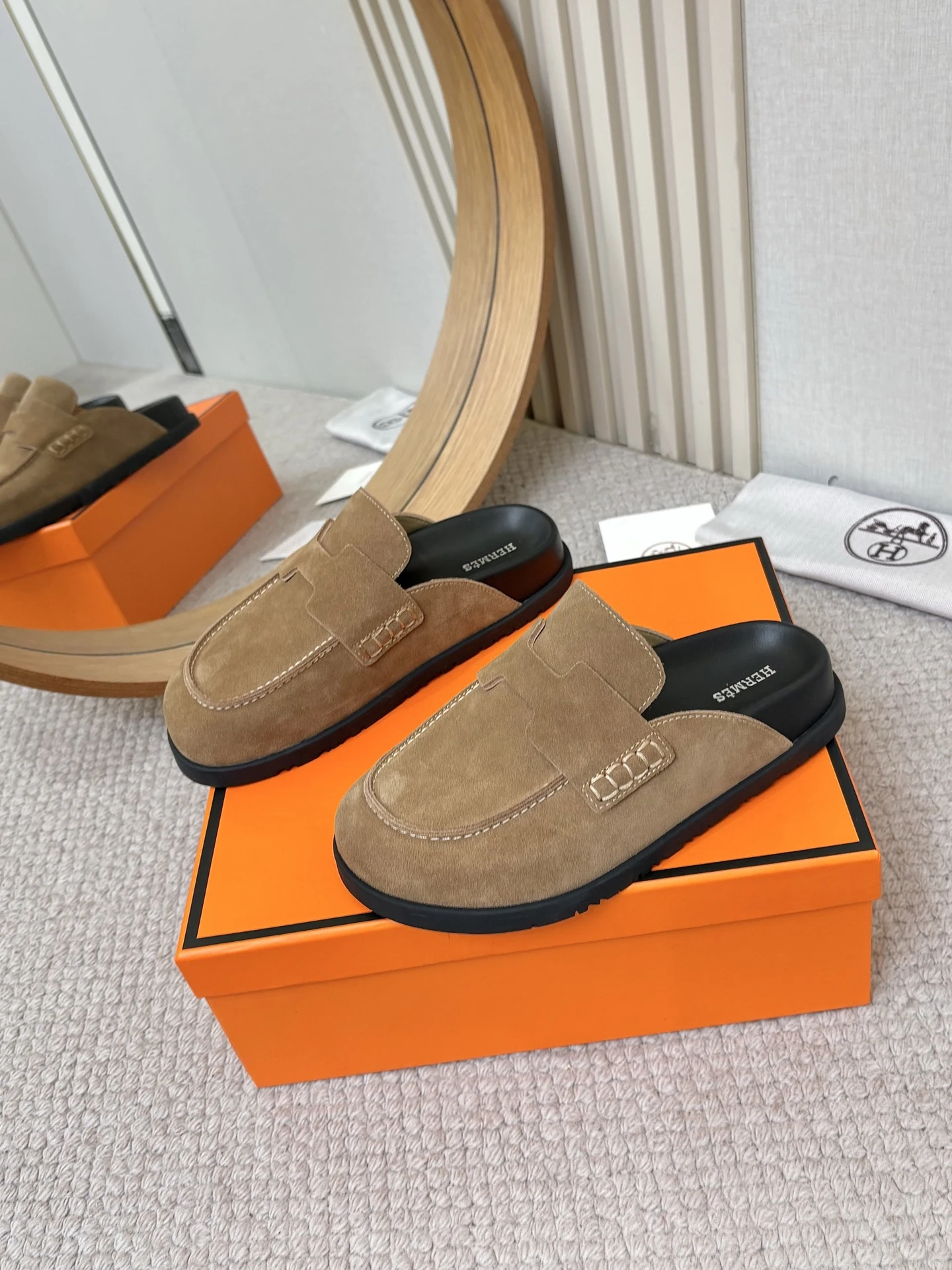 Hermès Mules — fb8c24c6