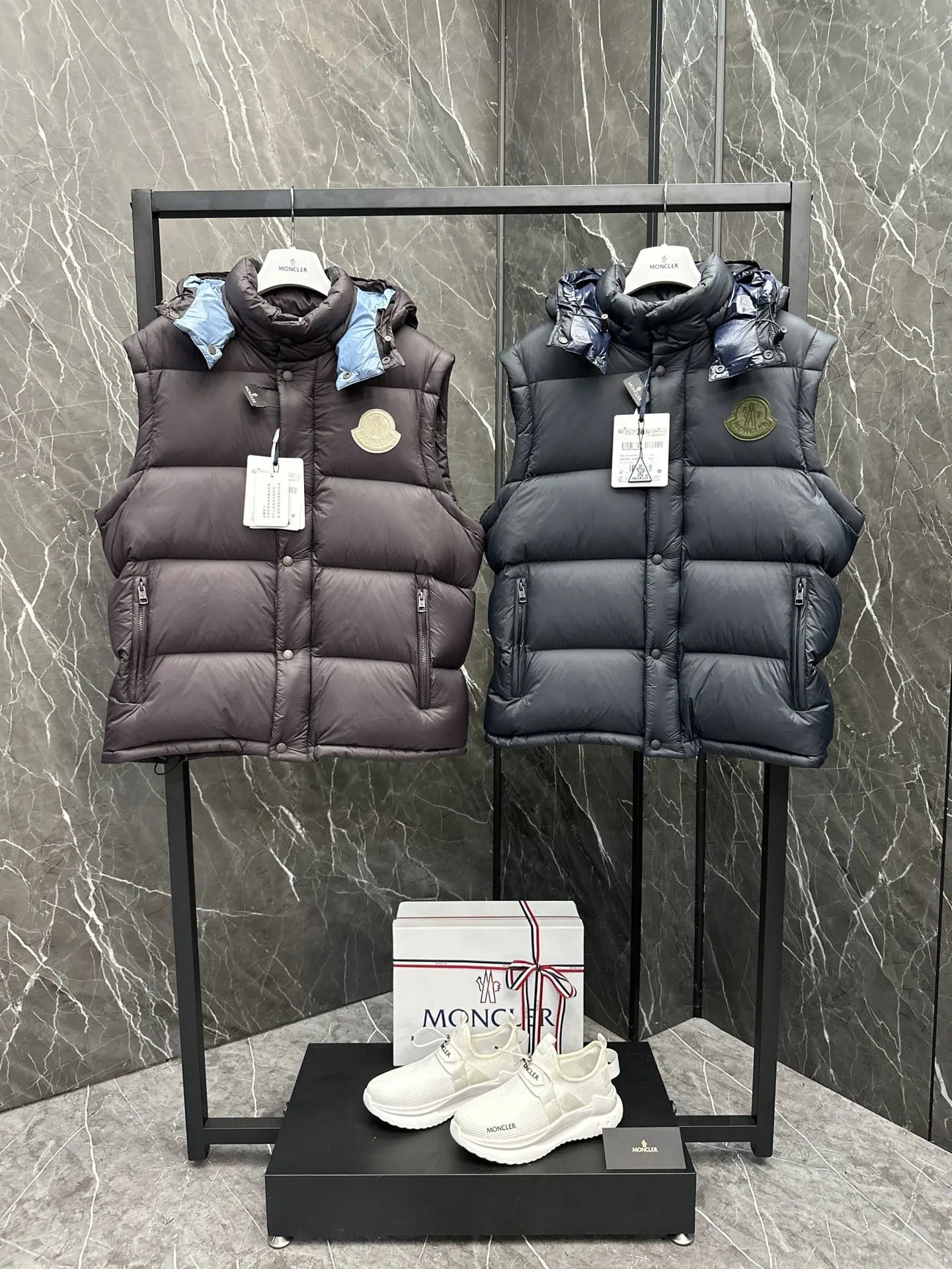 Moncler Down Jacket — 42901db8