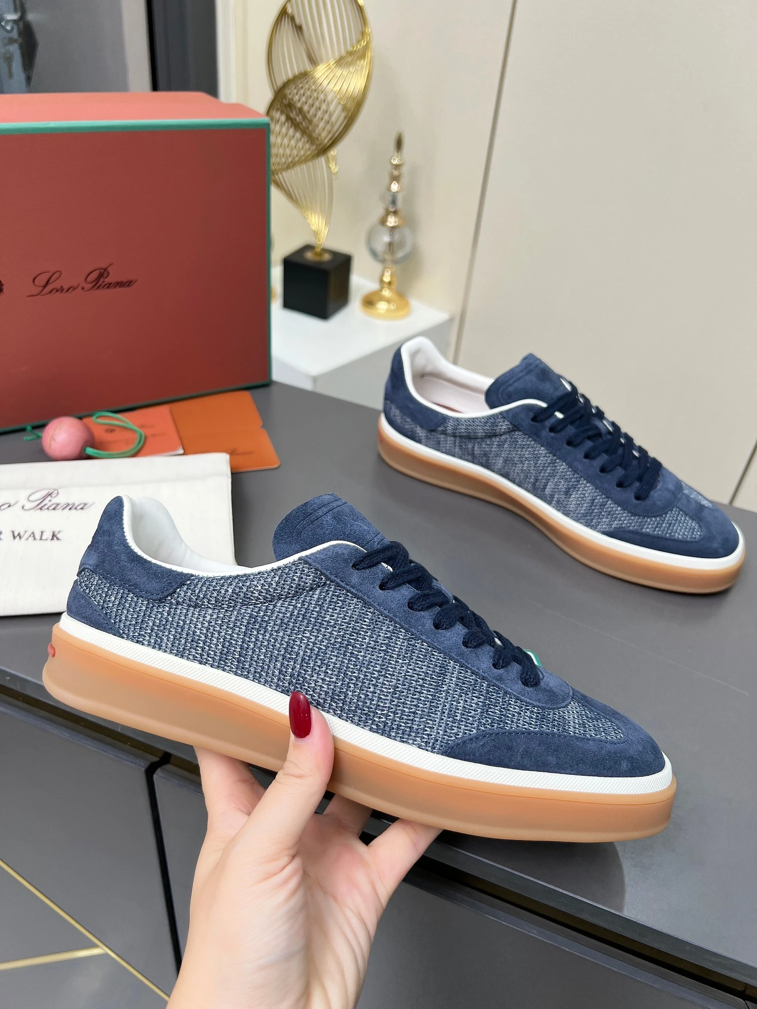 Loro Piana Sneakers — 52a7c922