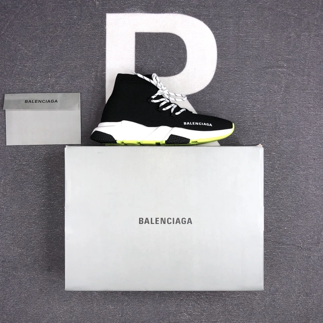 Balenciaga Sneakers — 5e7a549f