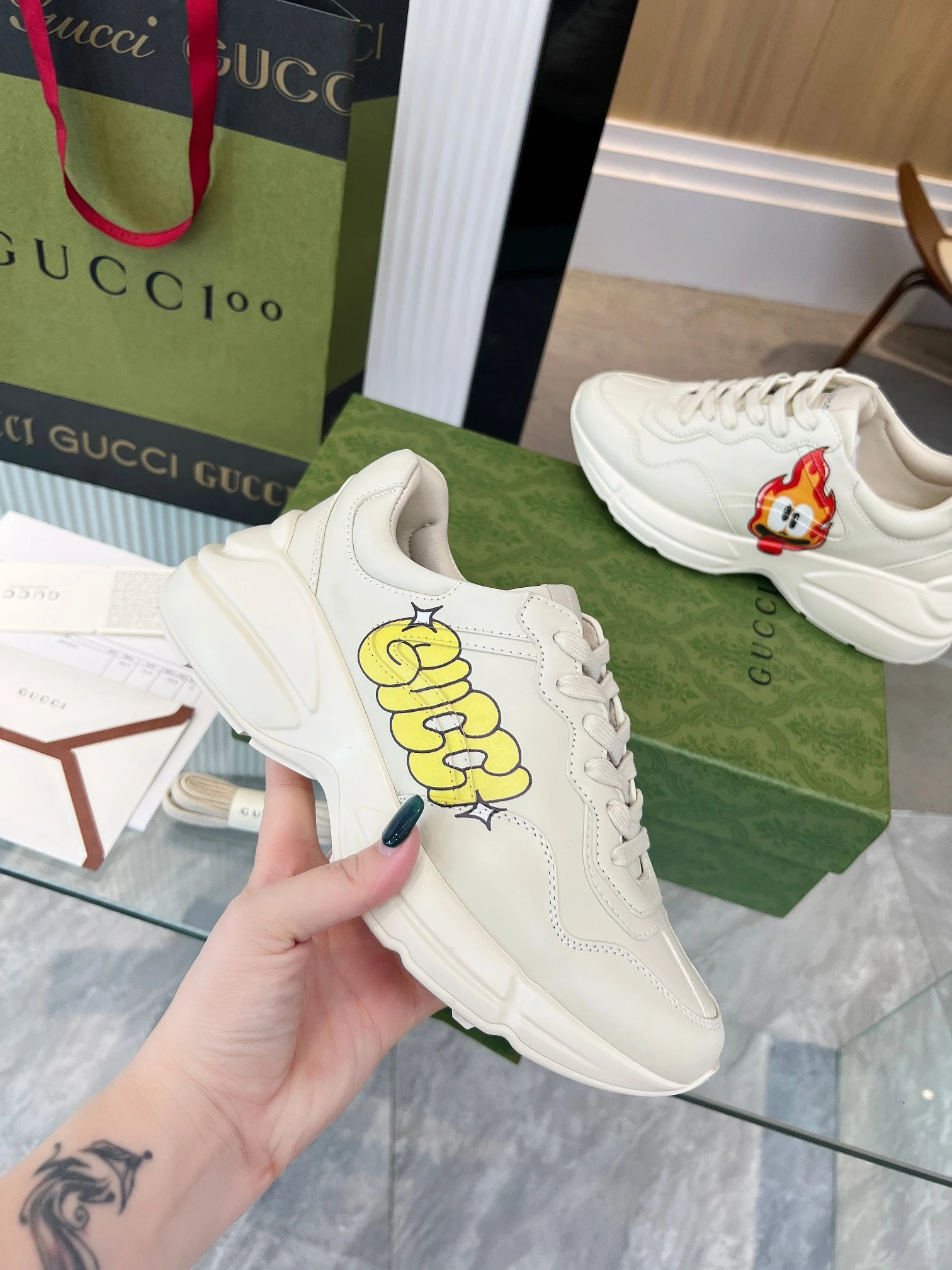 Gucci Shoes — 5987f1ef
