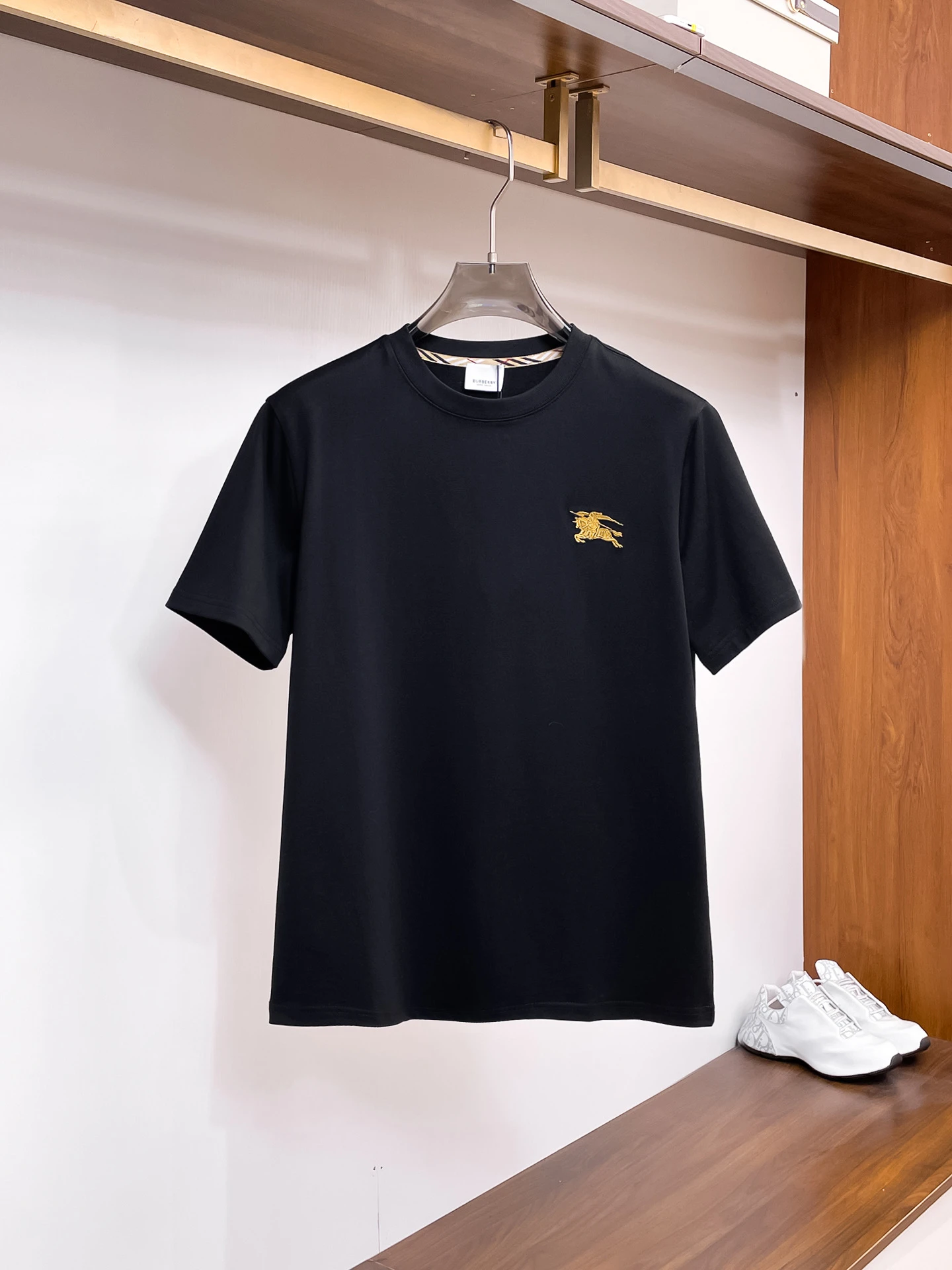Burberry T-Shirt — 9c24de58