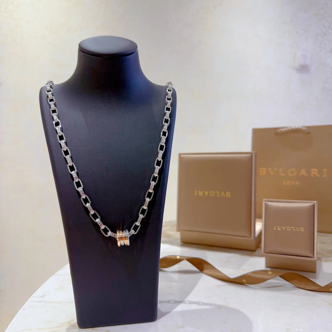 Bvlgari Jewellery — 07afb7b2