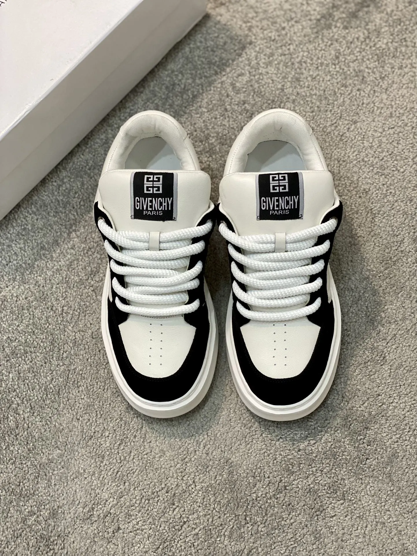 Givenchy Shoes — 68955f95