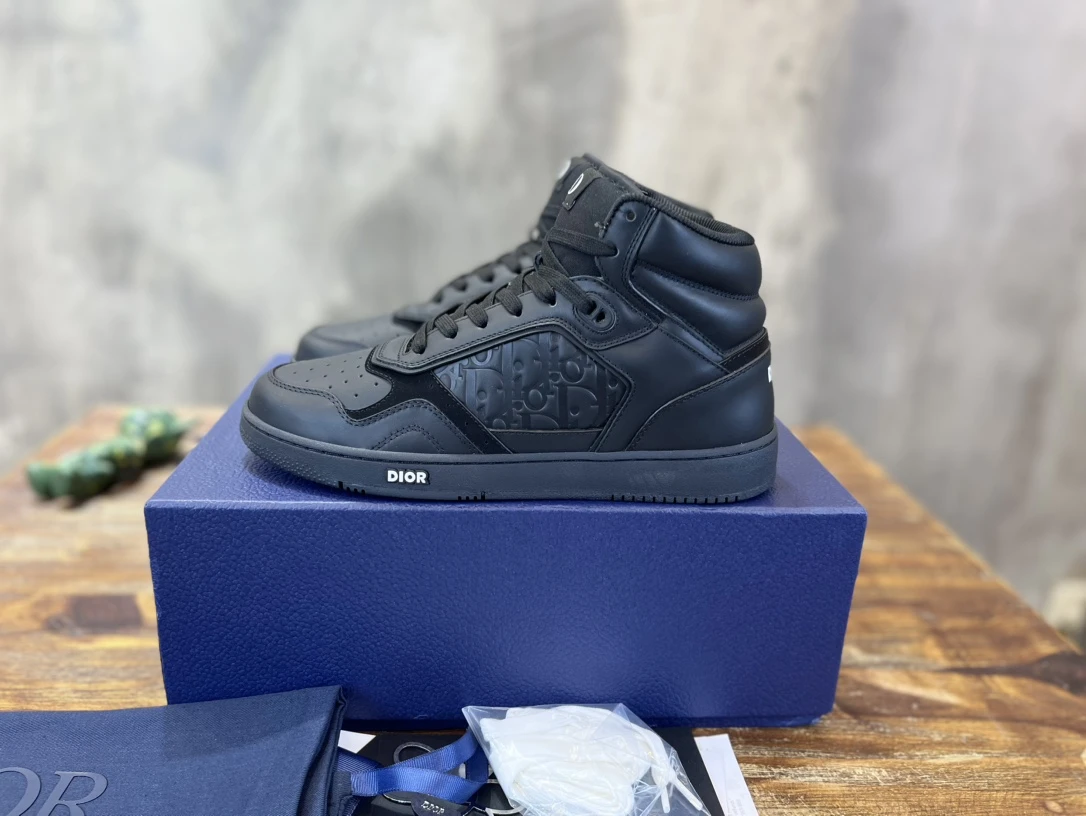 Dior Sneakers — e69820be