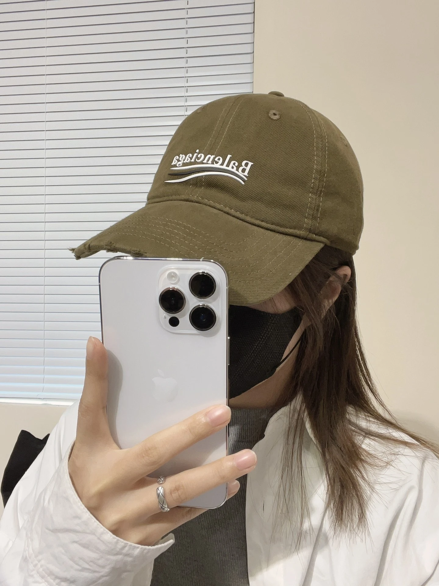 Balenciaga Hat — 19421f25