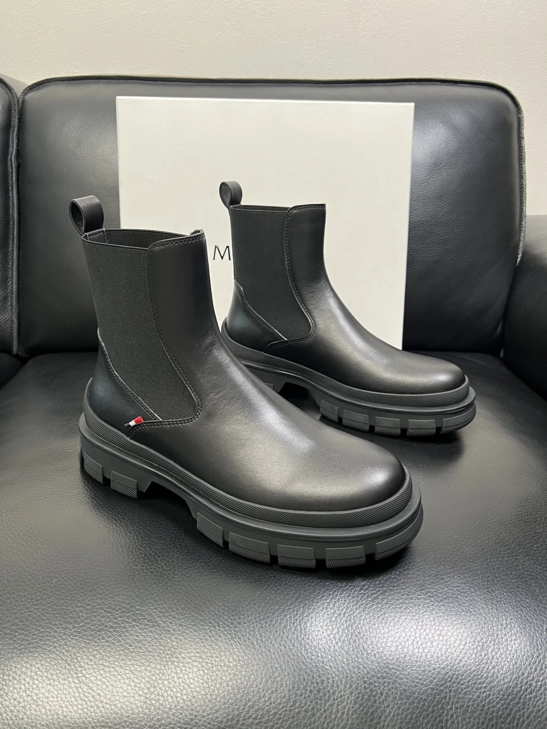 Moncler Boots — 7535e104