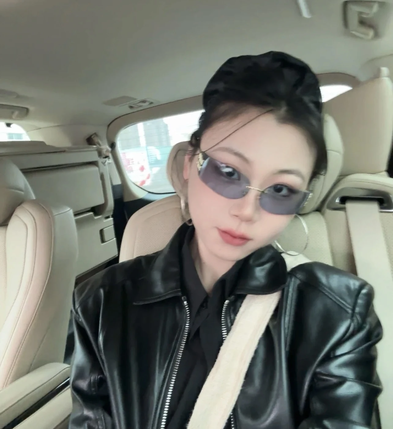 Miu Miu Eyewear — a1c60188