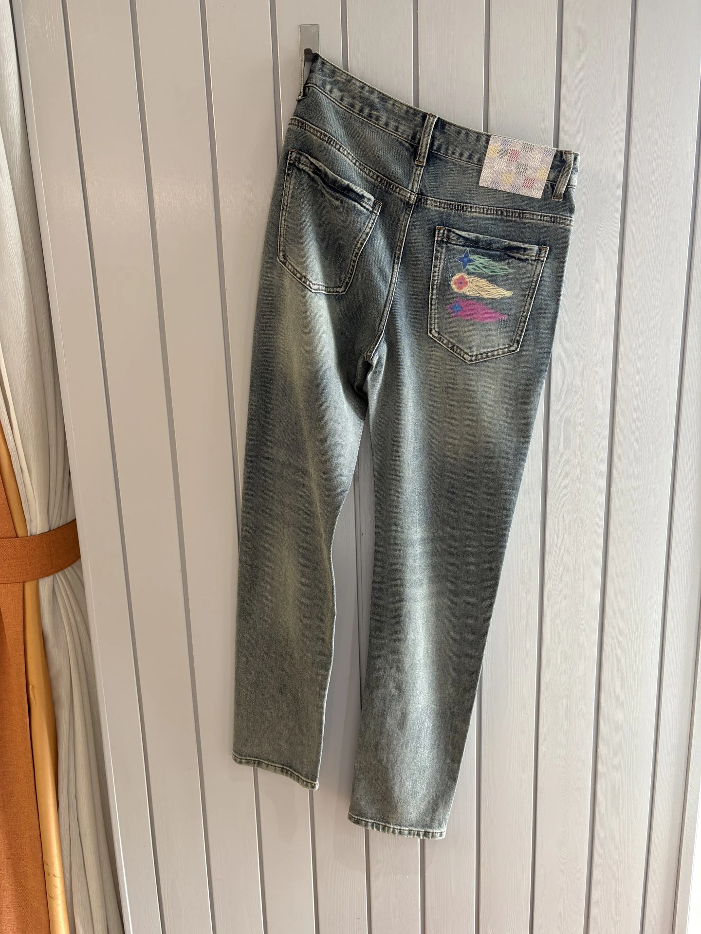Jeans — a968e575
