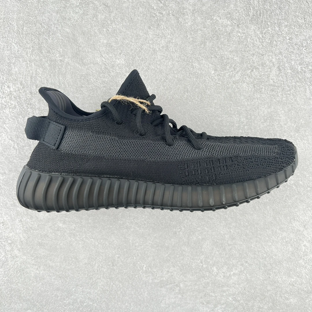 Adidas Shoes — fb6152d9