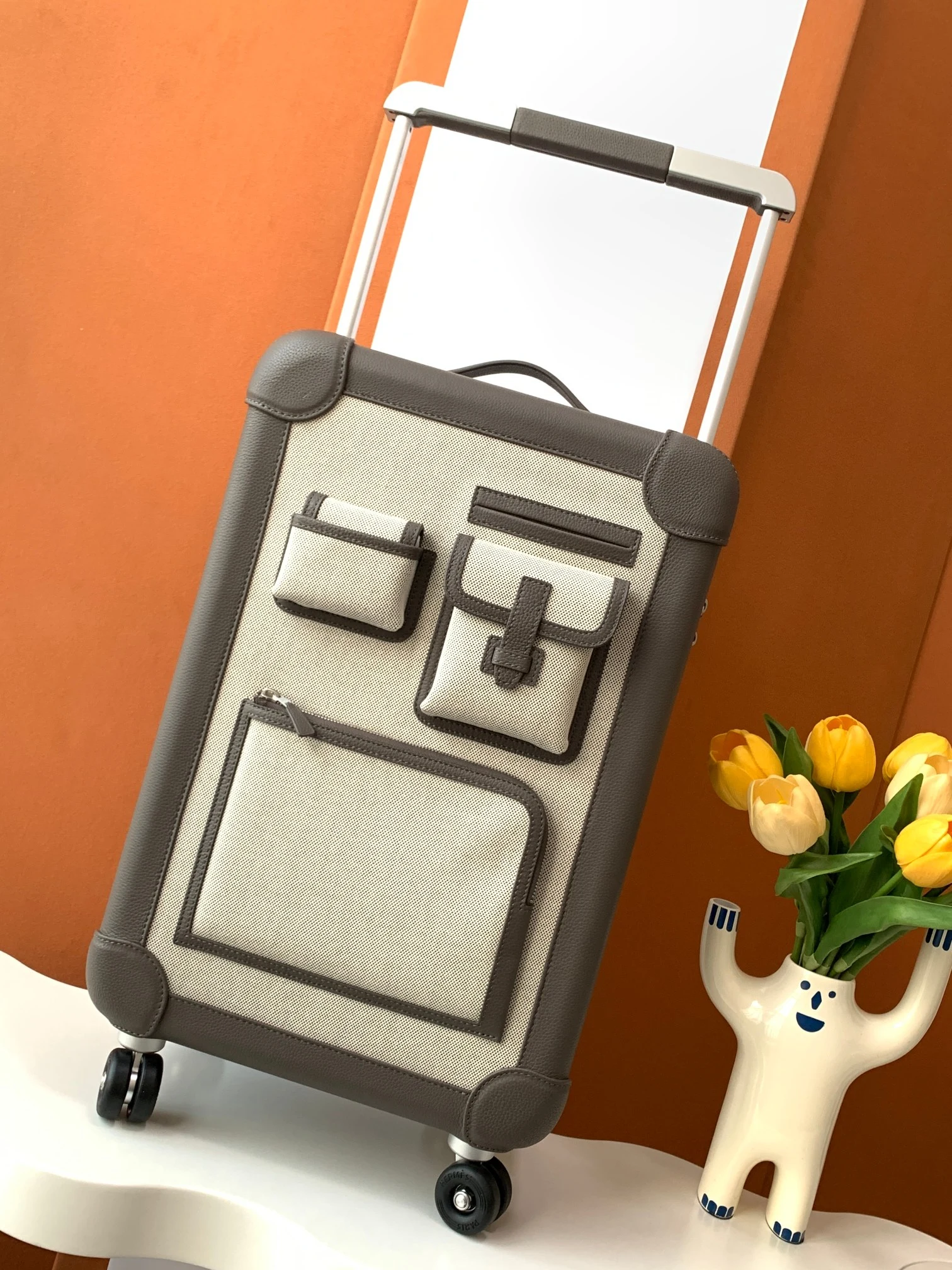 Rimowa Luggage — b4b7cda9